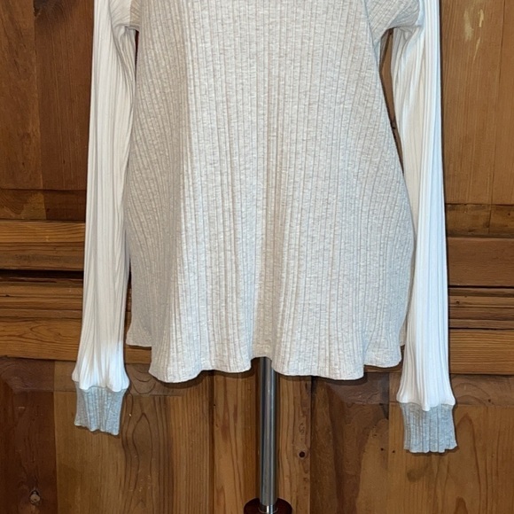 GILLI USA Ribbed Multi Color Mock Neck Long Sleeve Cotton Stretch Top Sz. M - Picture 4 of 8